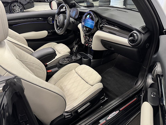 MINI John Cooper Works 15 of 22
