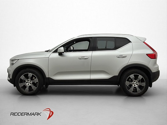 Volvo XC40 4 of 30