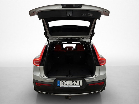 Volvo XC40 27 of 30