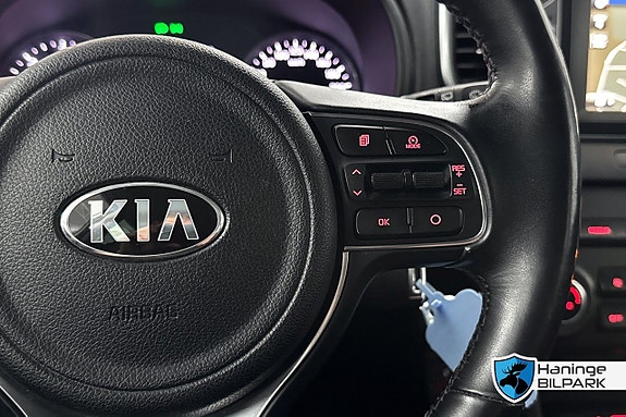 Kia Sportage 17 of 23