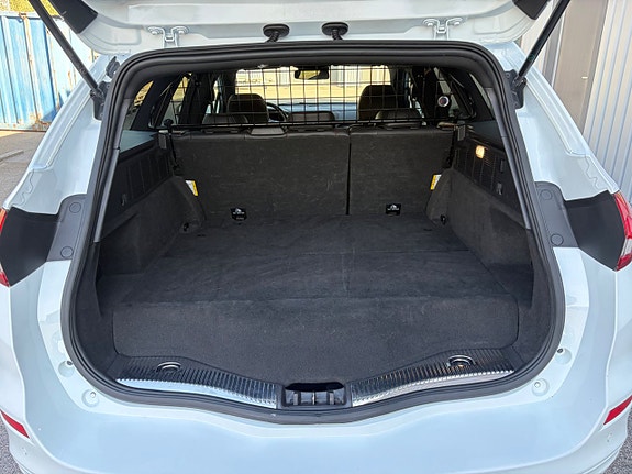 Ford Mondeo 14 of 20
