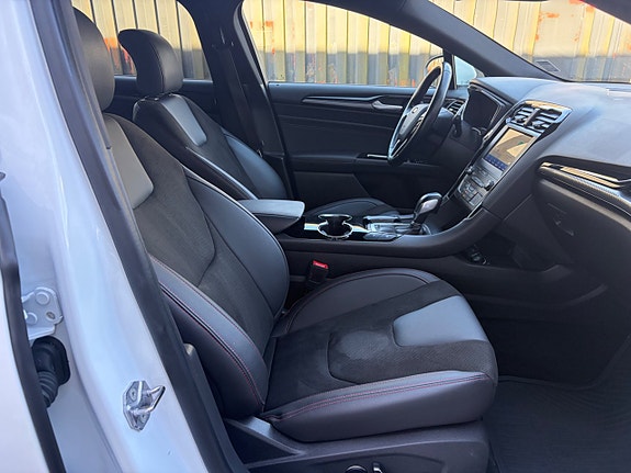 Ford Mondeo 18 of 20