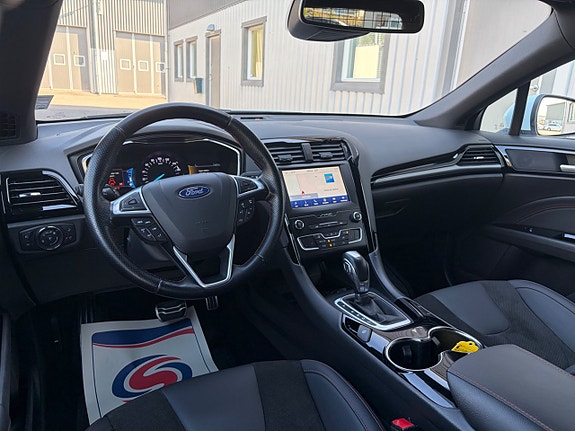 Ford Mondeo 19 of 20