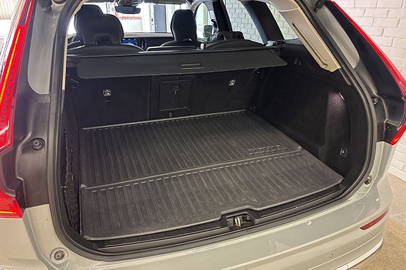 Volvo XC60 7 of 18