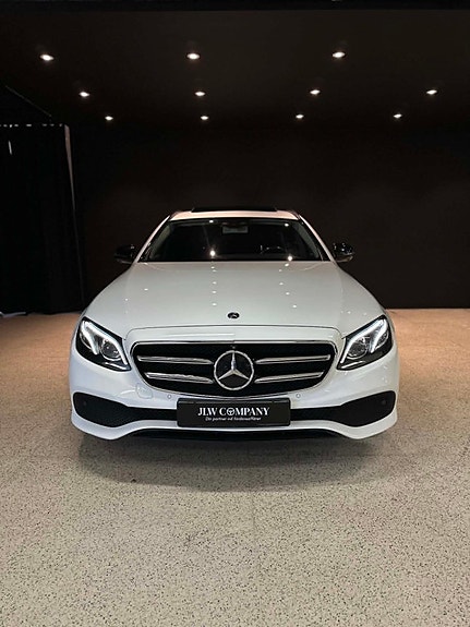 Mercedes-Benz E400 6 of 18