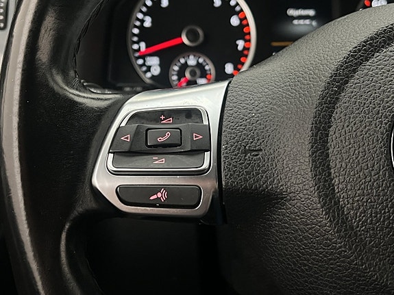 Volkswagen Tiguan 19 of 30