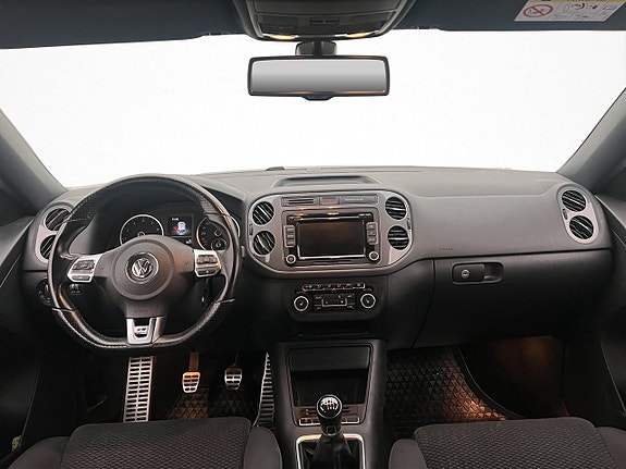 Volkswagen Tiguan 13 of 30