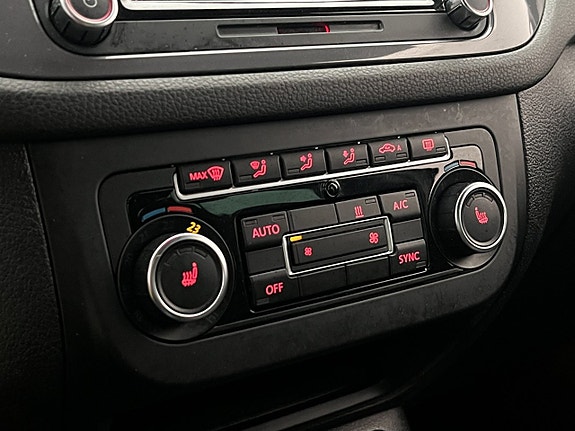 Volkswagen Tiguan 23 of 30