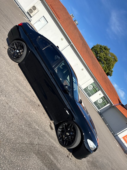 BMW 520d 2 of 6