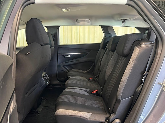 Peugeot 5008 26 of 30