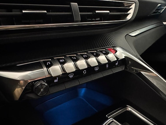 Peugeot 5008 22 of 30