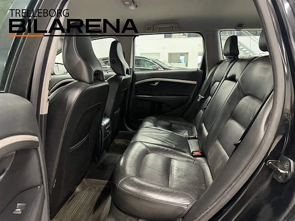Volvo V70 19 of 22