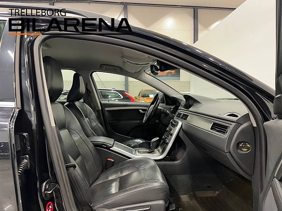Volvo V70 13 of 22