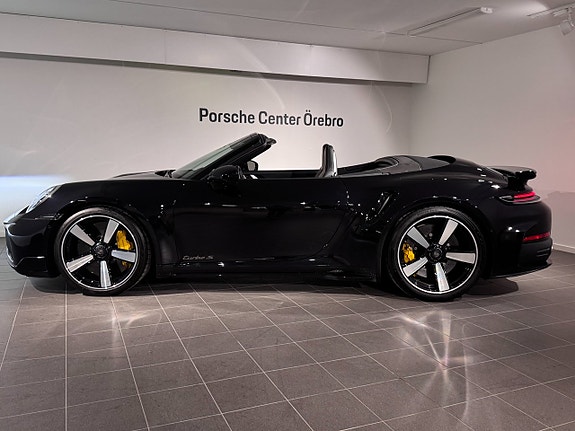 Porsche 911 Turbo S 3 of 10