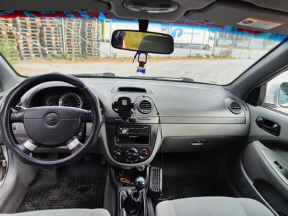 Chevrolet Nubira 8 of 8