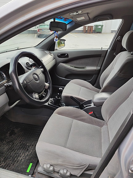 Chevrolet Nubira 6 of 8
