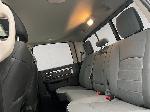 Dodge RAM 1500 29 of 30