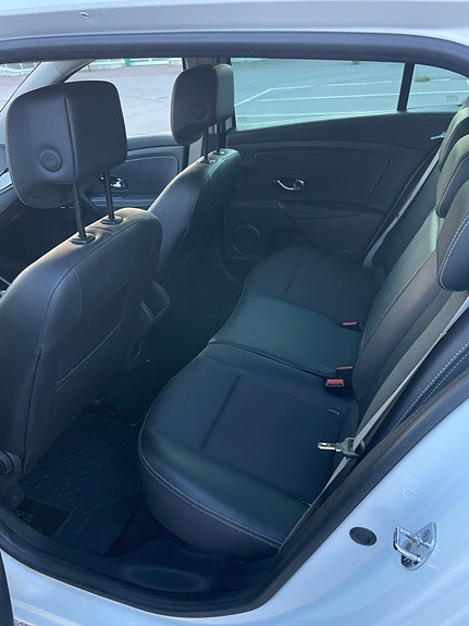 Renault Megane III 10 of 15
