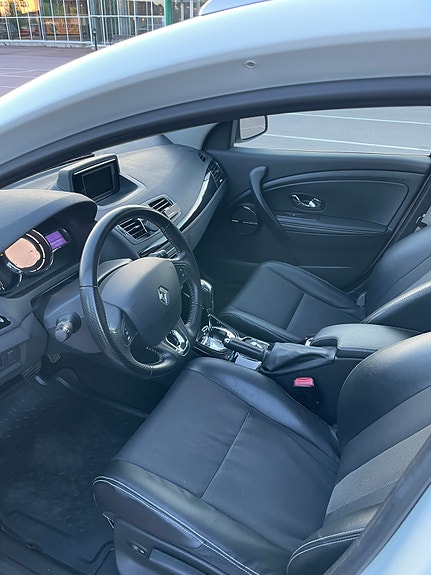 Renault Megane III 9 of 15