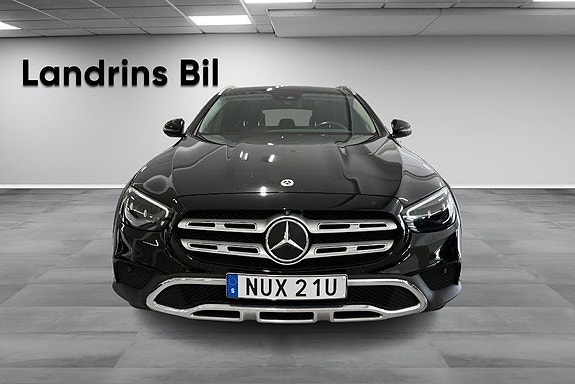 Mercedes-Benz E220 d 2 of 14