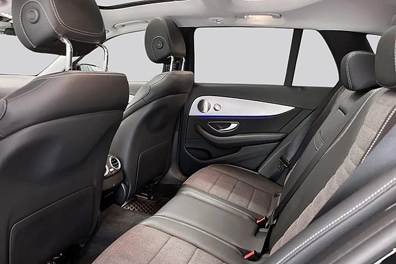Mercedes-Benz E220 d 9 of 14