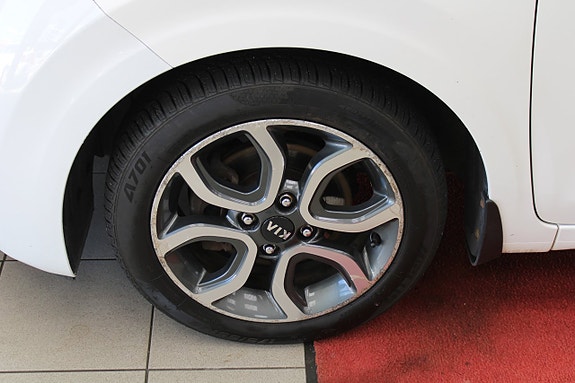 Kia Picanto 18 of 19