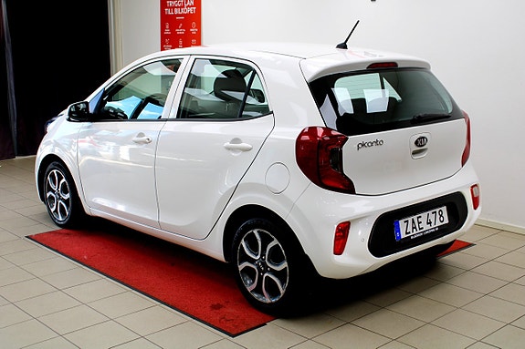 Kia Picanto 12 of 19