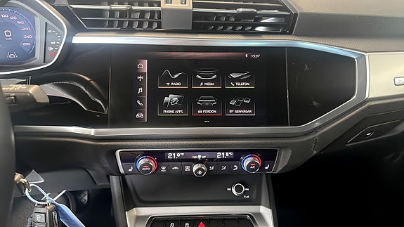 Audi Q3 8 of 18