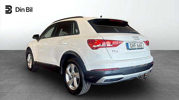Audi Q3 4 of 18