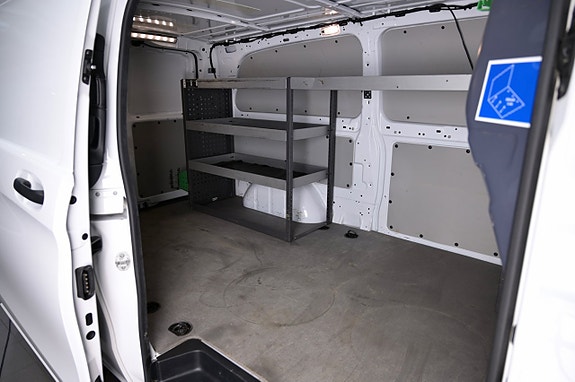 Mercedes-Benz Vito 119 8 of 14