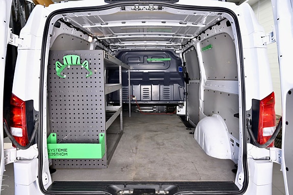 Mercedes-Benz Vito 119 7 of 14