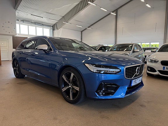 Volvo V90 2 of 6