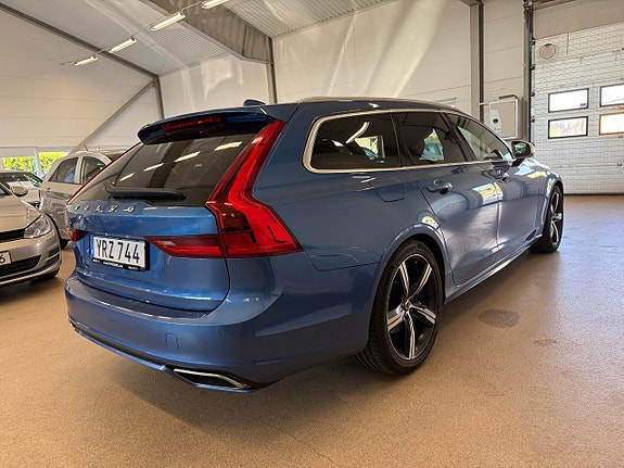 Volvo V90 3 of 6