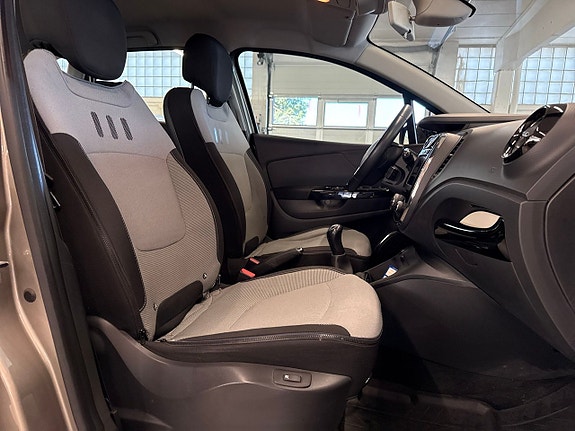 Renault Captur 23 of 25