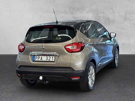 Renault Captur 5 of 25