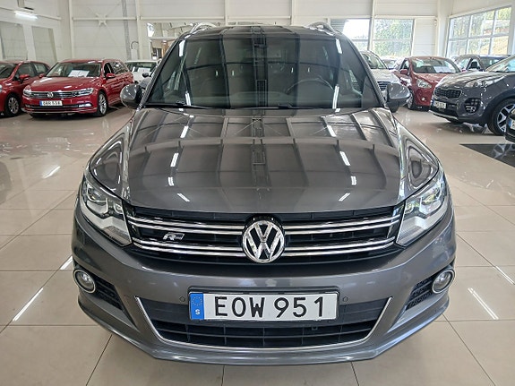 Volkswagen Tiguan 2 of 30