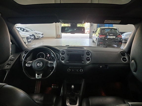 Volkswagen Tiguan 14 of 30