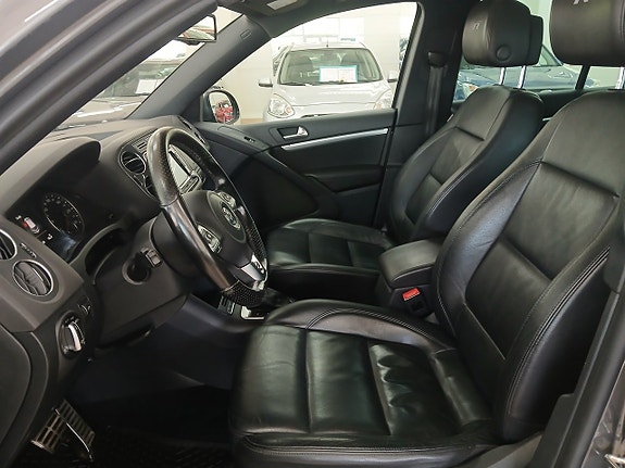 Volkswagen Tiguan 11 of 30