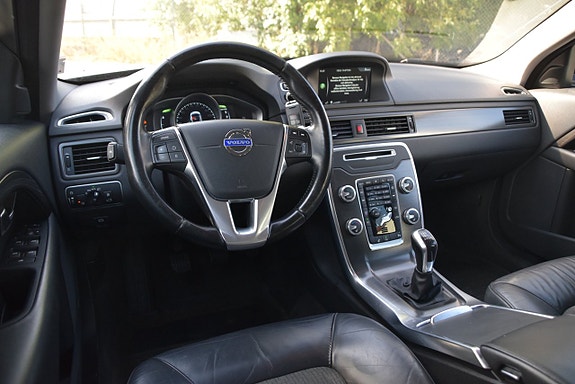 Volvo V70 7 of 21