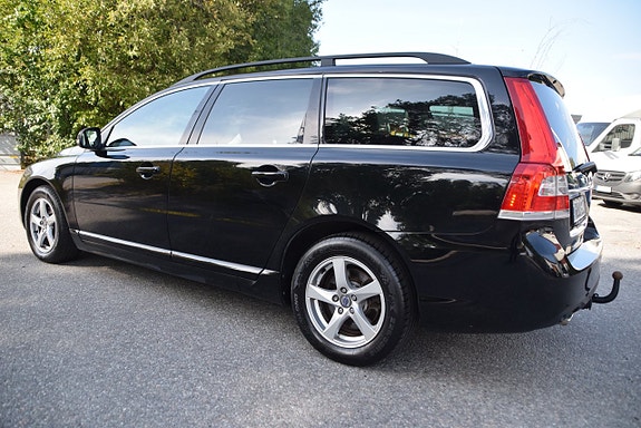 Volvo V70 6 of 21