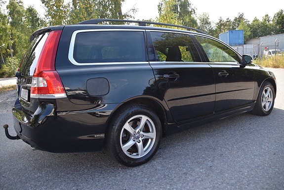 Volvo V70 5 of 21