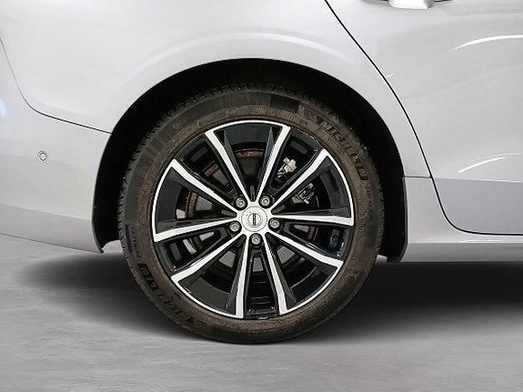 Volvo V60 17 of 17