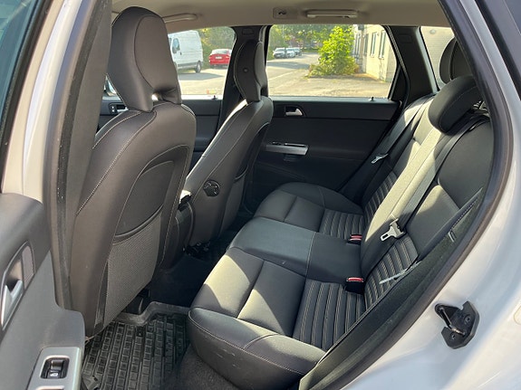 Volvo V50 13 of 13