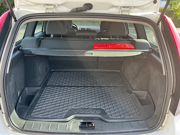 Volvo V50 11 of 13