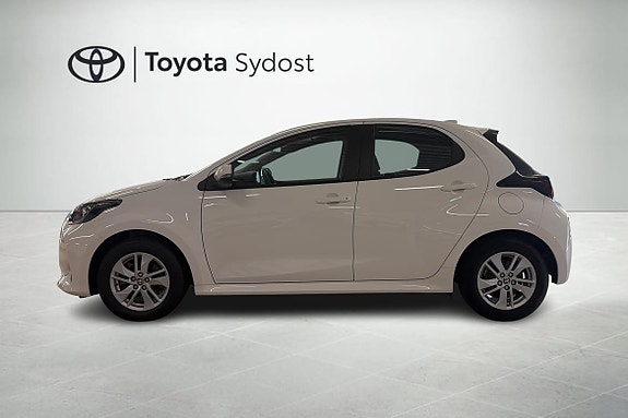 Toyota Yaris 4 of 19