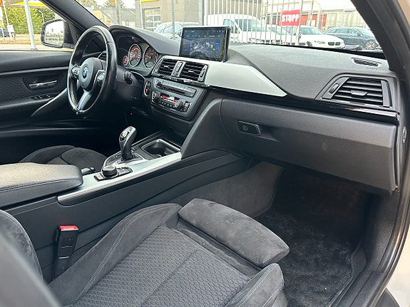 BMW 335d 25 of 28