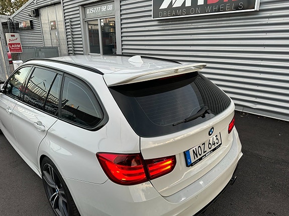 BMW 335d 12 of 28