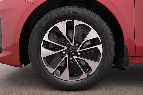 Kia Ceed 27 of 27