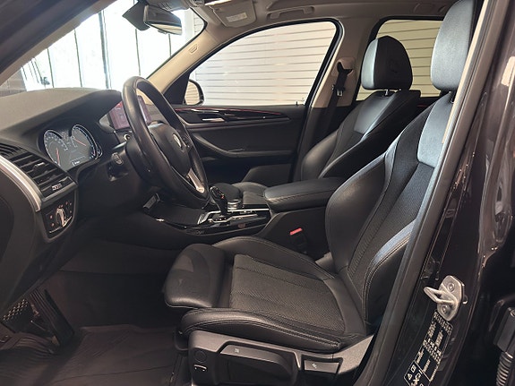 BMW X3 12 of 25