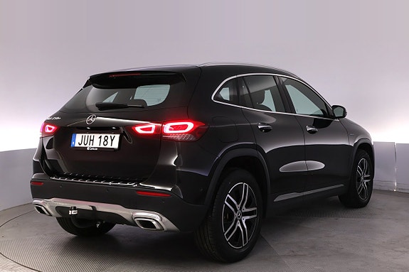 Mercedes-Benz GLA250 e 5 of 27